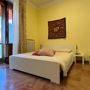 Lucy's House, Elegante Rustico Con Tutti I Comfort Moderni A Pisa